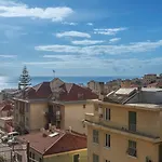 H11 La Terrazza Sul Mare -